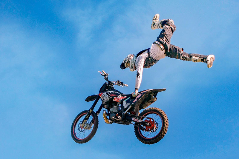 One-handed hart attack