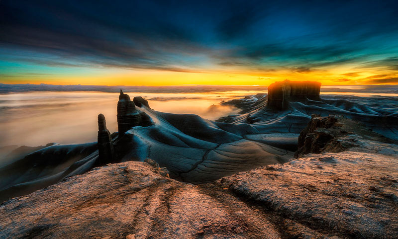 Picture of mountains fog