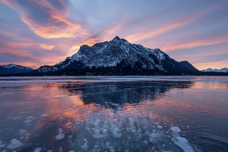 Bubble lake under fire