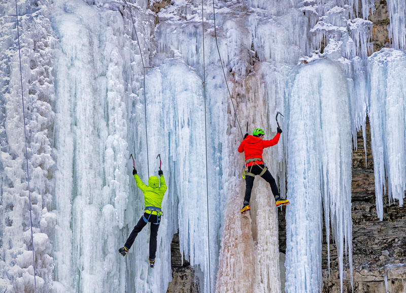 Ice climbing 33